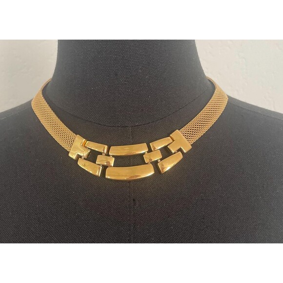 Napier Mesh Necklace Choker 80s Gold 17 1/2” Clasp Vintage - Picture 1 of 7